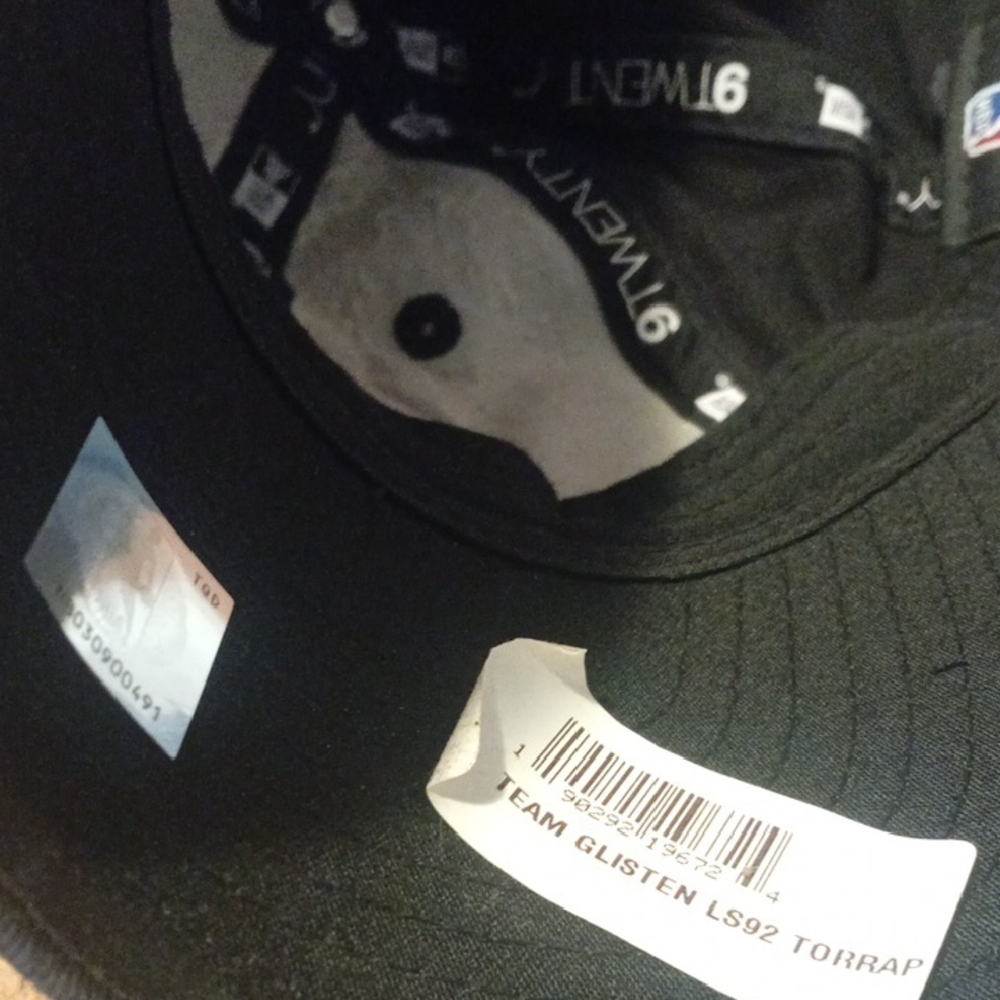 Toronto Raptors Black Cap - Picture 4 of 6